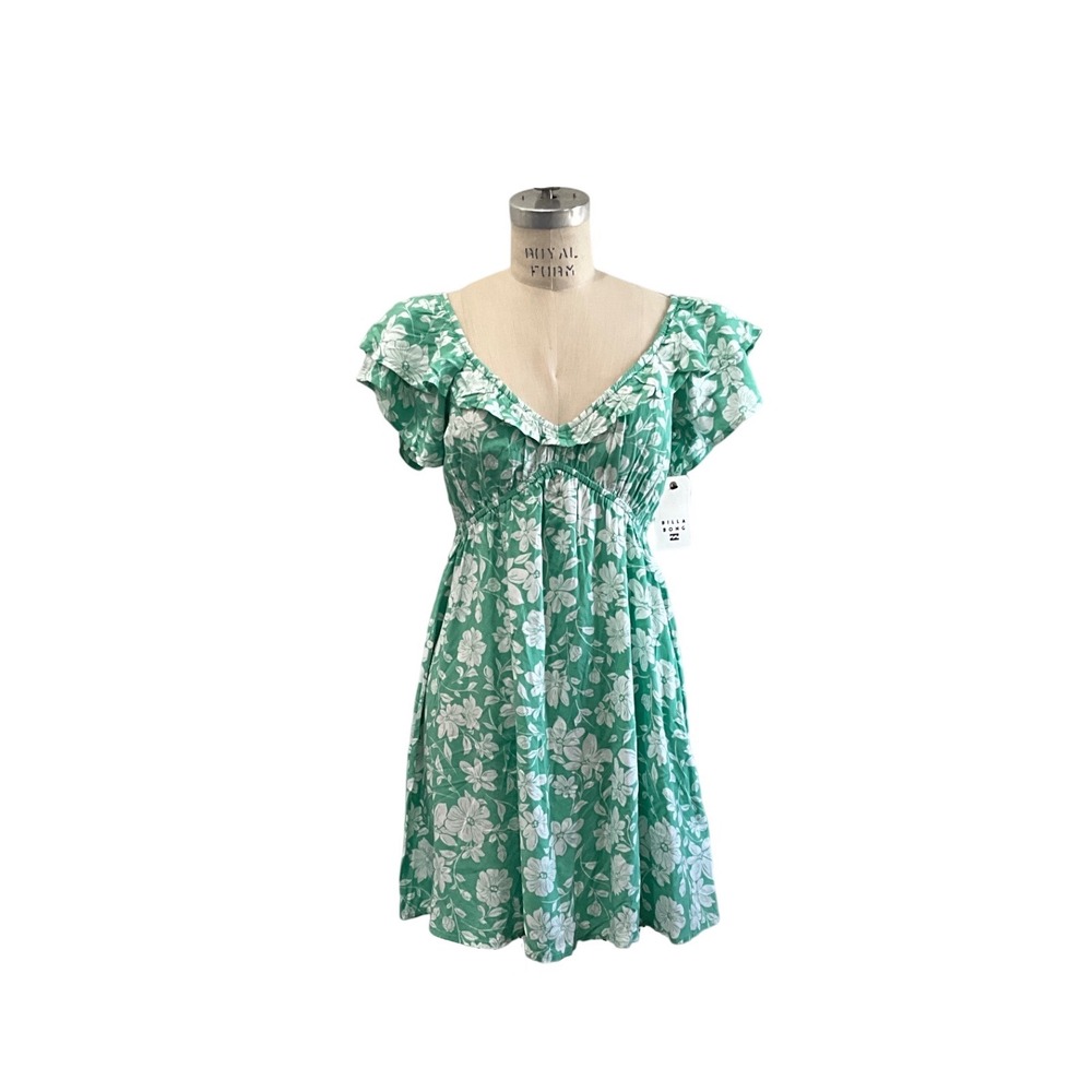 Billabong Enchant Me Floral Mini Dress Green Sweetheart Flutter Sleeve M NWT - Picture 3 of 14